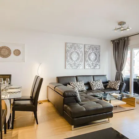 Picasso Daisy * Fuengirola